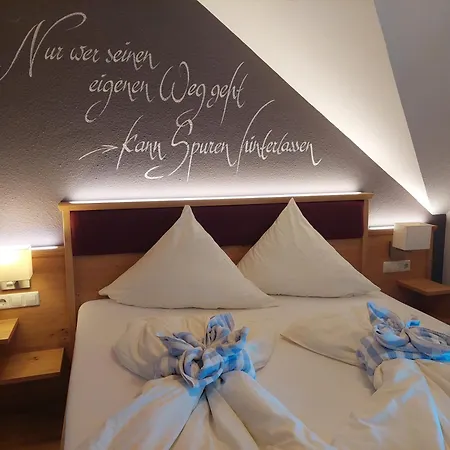 Mohr Guest house *